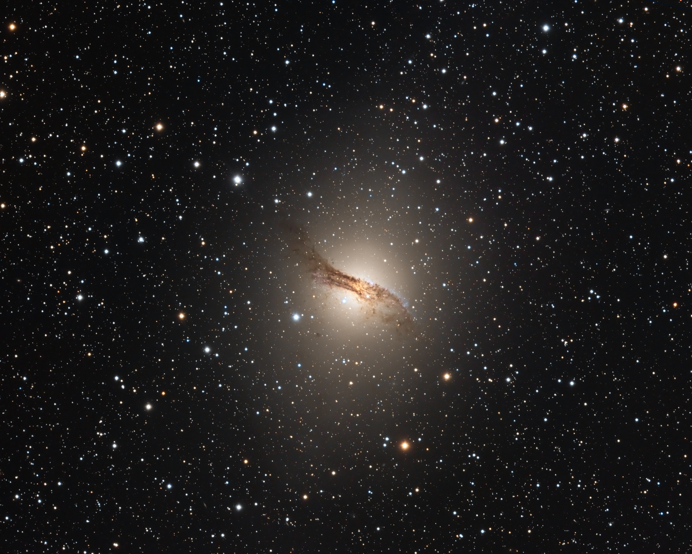 Radiogalaxie Centaurus A (NGC5128)