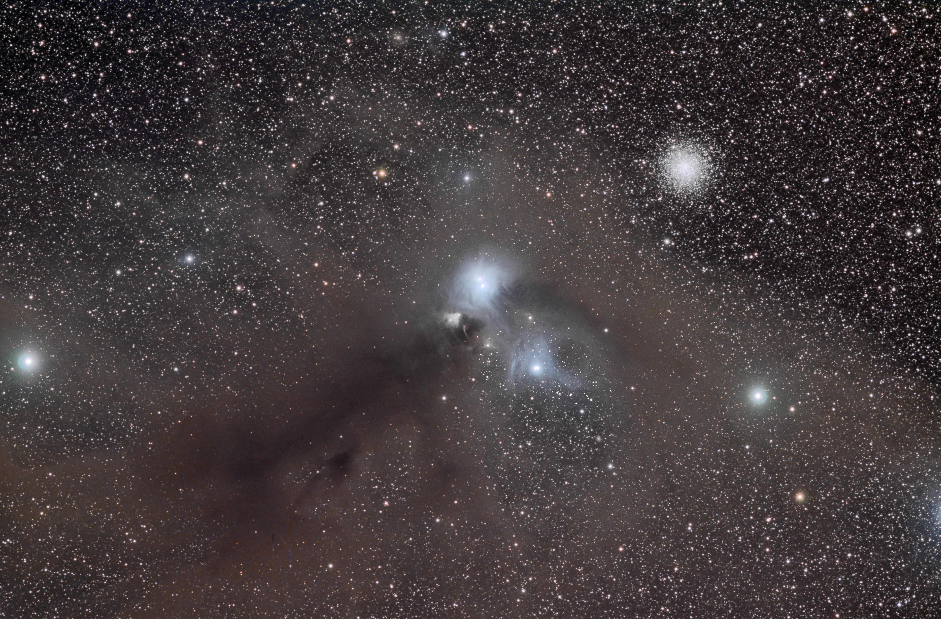 Dunkel- und Reflexionsnebel beim Kugelsternhaufen NGC6723