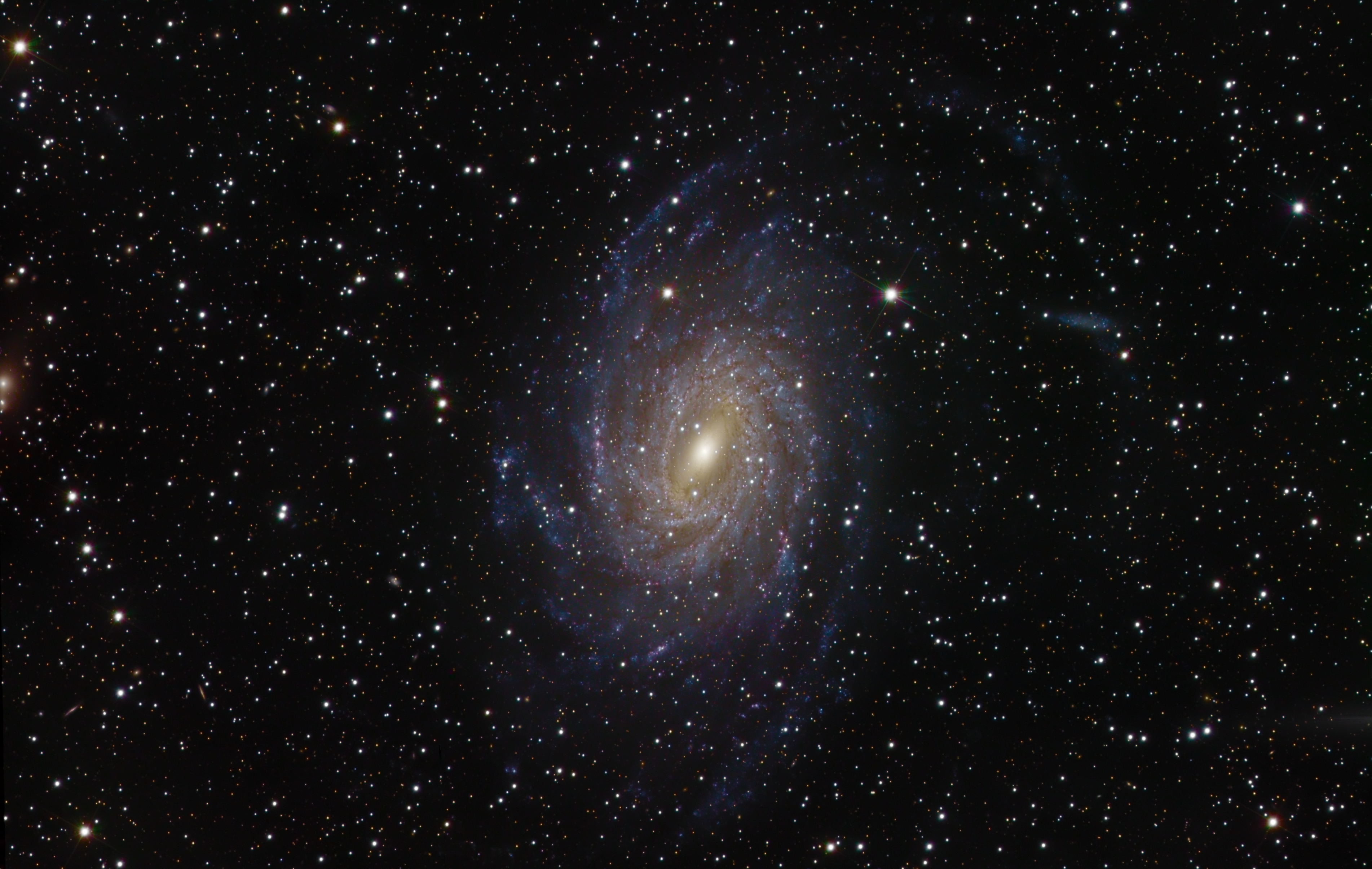Pavo Galaxie NGC6744
